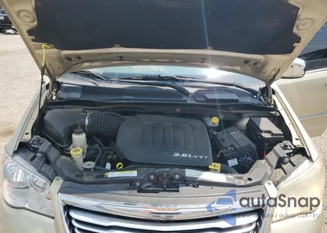 2011 Chrysler Town & Country Touring L from USA, damaged, VIN 2A4RR8DG5BR780096